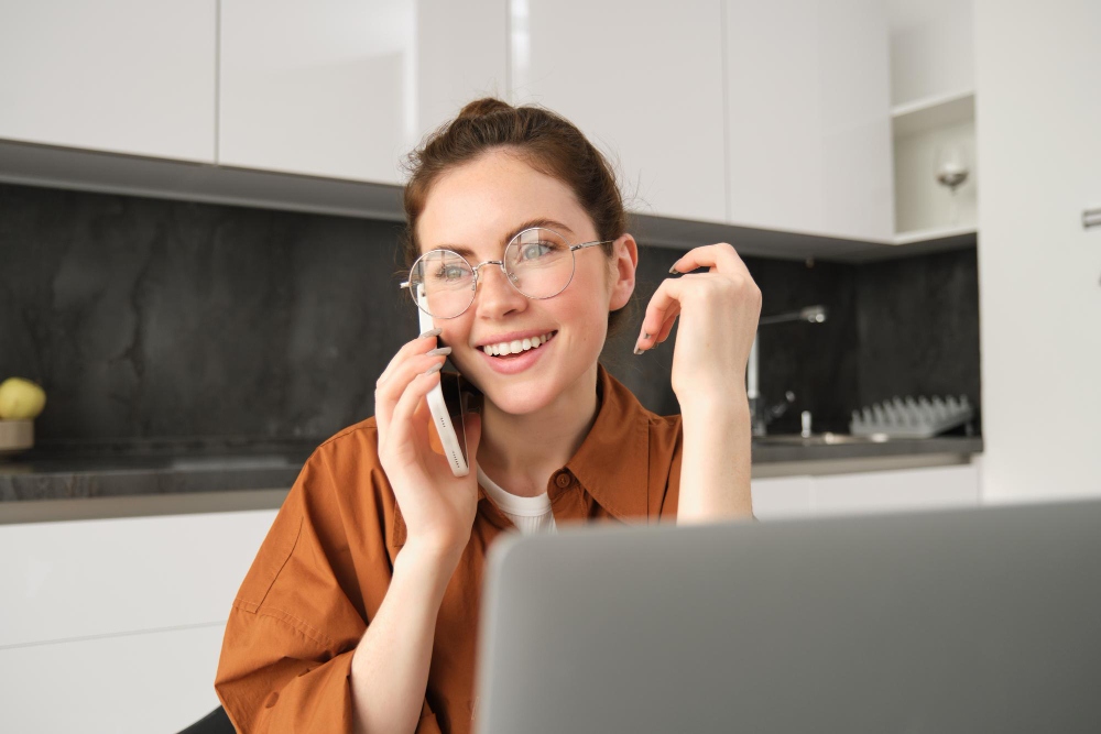 Samsung Android user recording a phone call on their device 